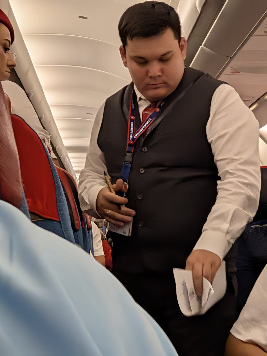 avladimirsky's tweet photo. @PrimeMinisterEn I sincerely hope your office will explain to the Astana airport staff they can not intimidate the flight staff and captain of @TurkishAirlines trying to have his friends boarded. The passengers in question were severely intoxicated and could not stand https://t.co/EYqr85uH1Y
