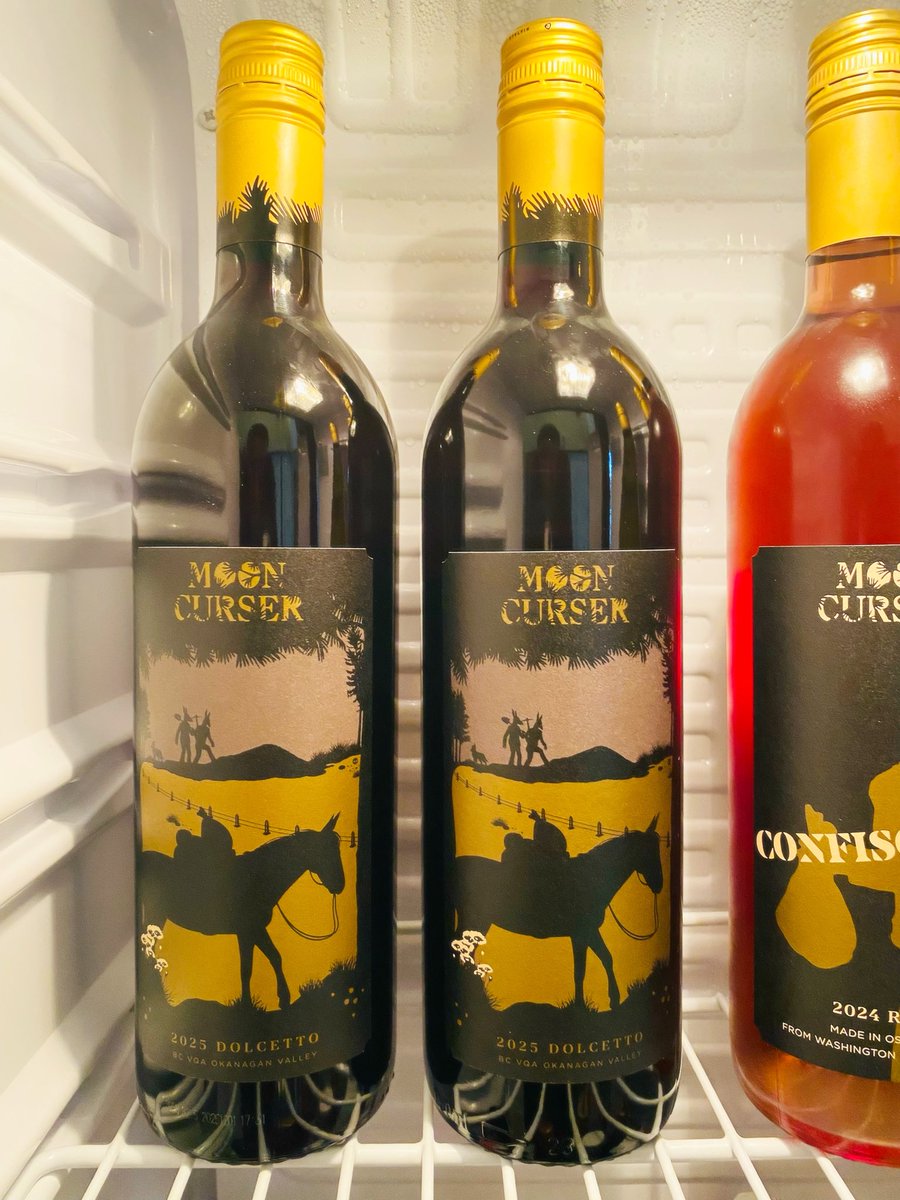 mooncurser's tweet photo. 🍷☀️Are you a red wine fan that craves drinking something refreshing in the summer?

Try our Dolcetto 2025 chilled🍷❄️ !!

The sun and heat has been out in Osoyoos, so we always have chilled bottles of our long-awaited release of Dolcetto 2025 for sale in our Tasting Room! 
🔽 https://t.co/vleccU3XiQ