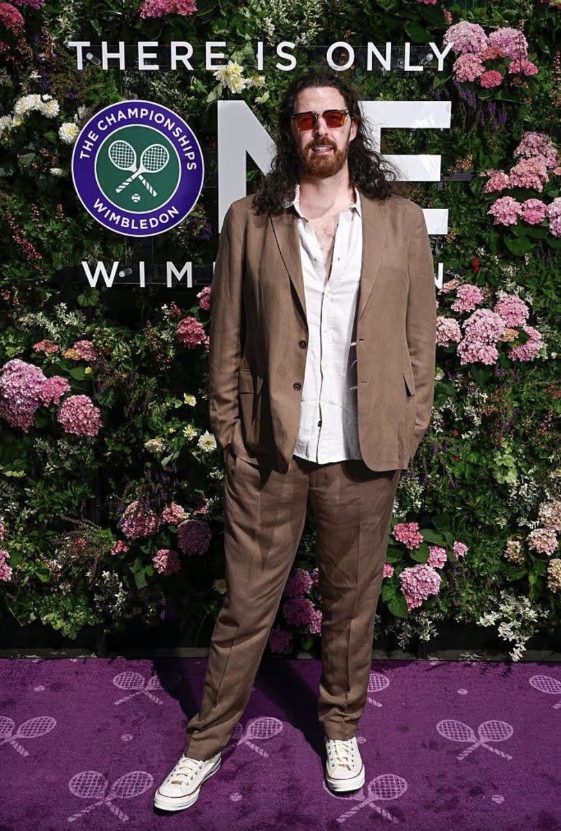 hoziercrave's tweet photo. Hozier spotted at Day 4 of the 2026 @Wimbledon Tennis Championships in the All England Lawn Tennis and Croquet Club in London! 🐝 https://t.co/jQZ65INH0L