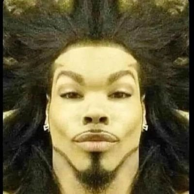 ItalloUgo's tweet photo. @hakuno_fr felizmente quando eu faço um personagem em um jogo eu espelho o homem que quero me tornar oque sempre acarreta no personagem se parecendo assim: https://t.co/qgcGBXC7um