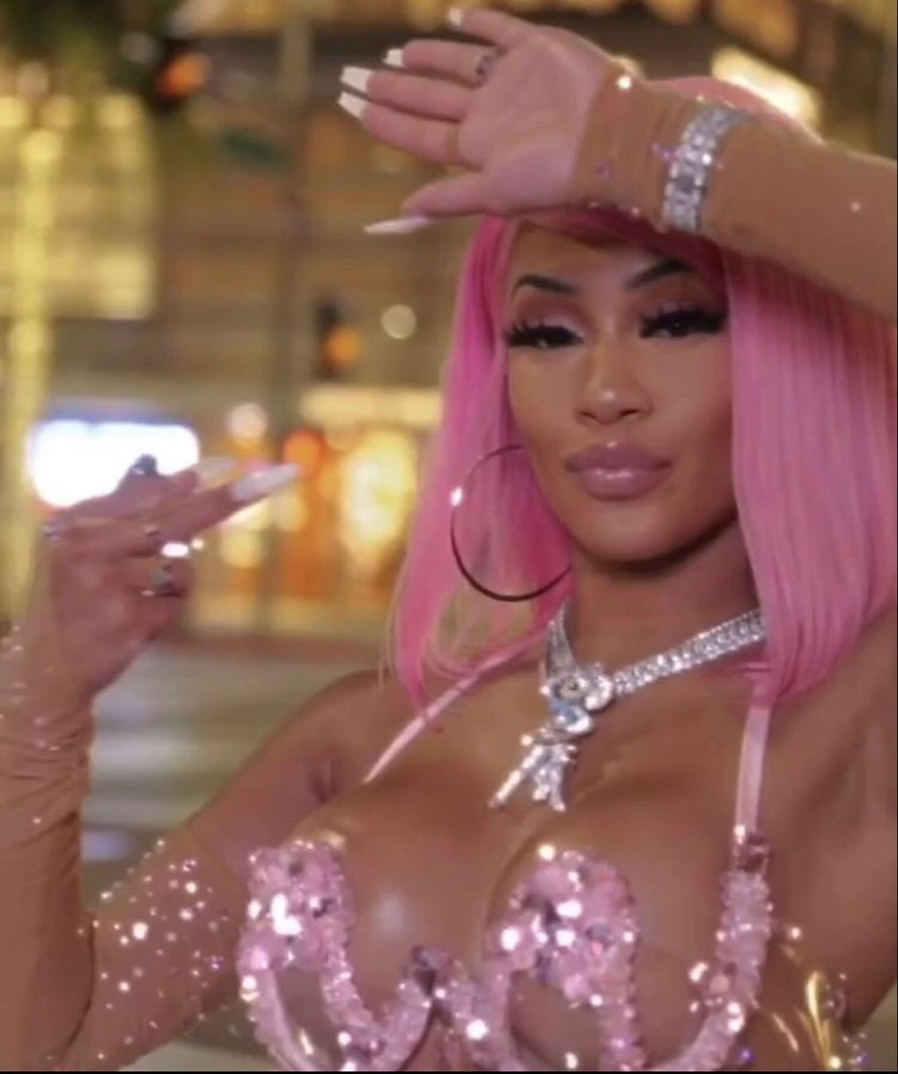 galactajay's tweet photo. i love being a blasian pretty bitch https://t.co/ofXMzi2lyd