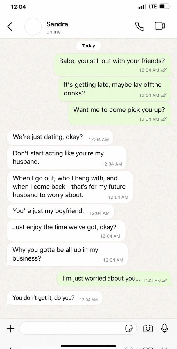 aruvinchan's tweet photo. I have to say, I'm on the chick's side.

I fucking hate all that mate-guarding.

Girls hate that shit too.

This is how girls end up cheating just out of spite, since they're already under suspicion all the time anyway, so what difference does it make? https://t.co/T9vHSfzy2M