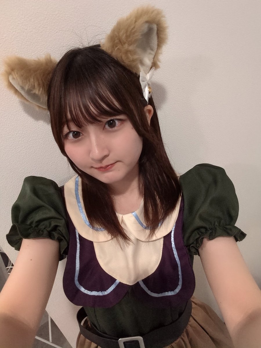 おはよう☀️☀️☀️ 明日はりらさん生誕お邪魔するよ😽💖 並行物販