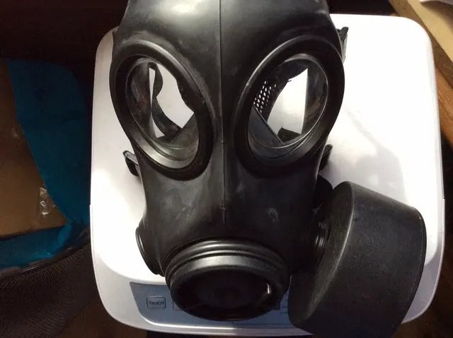 toetaggedcorpse's tweet photo. @OccupiedRs @nikgeneburn mask https://t.co/3xGSJJo6Wg