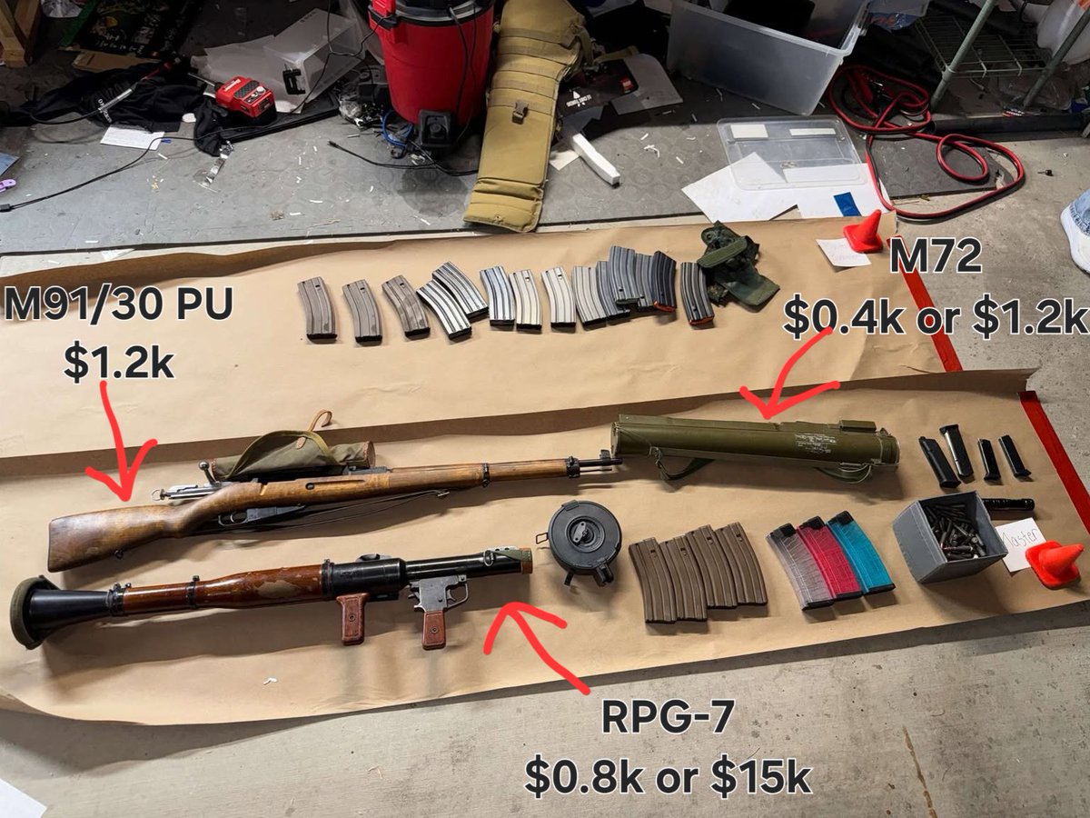 femboyfirearms's tweet photo. Even assuming these aren't pre-86 machine guns, this is insane https://t.co/EpafGbuRib