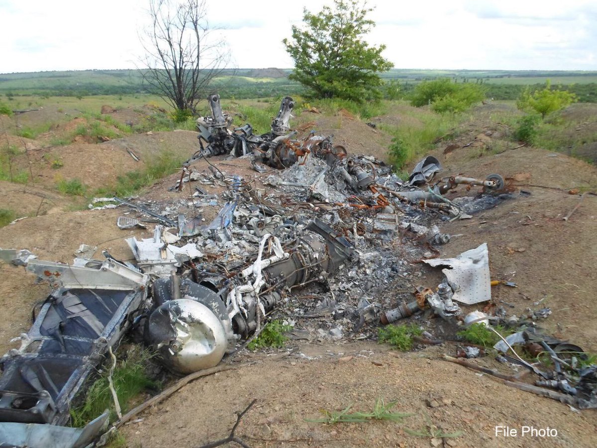 ChuckPfarrer's tweet photo. YOU DECIDE: A Russian Ka-52 helicopter was downed today in UKR. Depending on who’s telling the tale,  there was a collision with a UKR drone, a mechanical issue, or it was downed by friendly fire.  The pilots were variously reported to have ejected safely or been killed. https://t.co/3F9cryGeJy