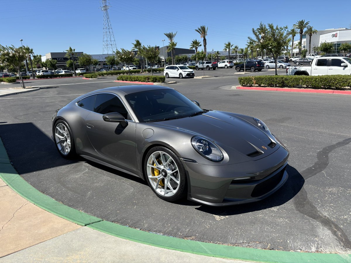 carsonfort8's tweet photo. Best of Car Spotting 2026 Part 1 

Complete Gallery: https://t.co/fkYax7jneD https://t.co/IijWfxSfUb