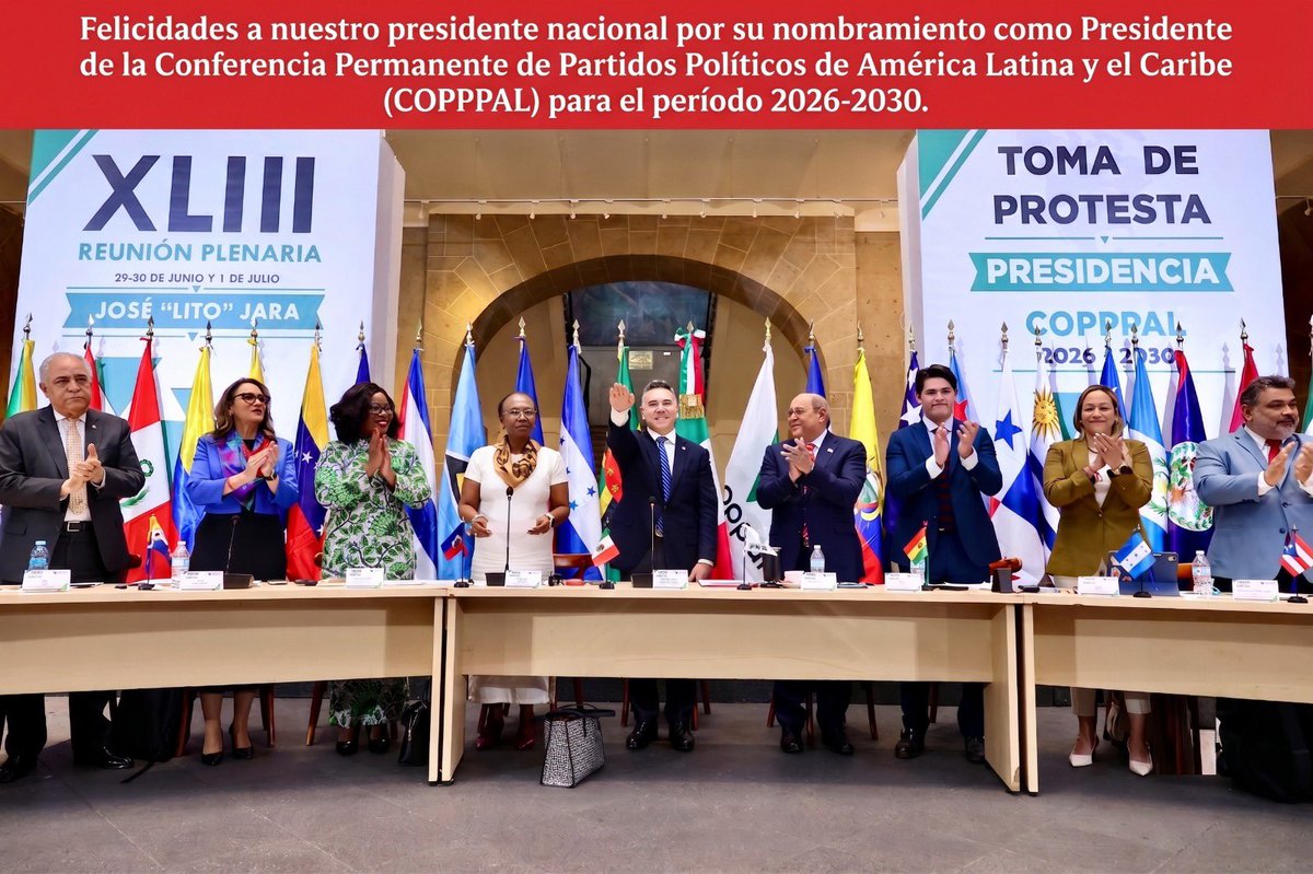 PRIOaxaca_'s tweet photo. El CDE del #PRIOaxaca felicita a nuestro Presidente Nacional Alejandro Moreno Cárdenas, por su histórica elección al frente de la COPPPAL (2026-2030). Con el respaldo de 75 partidos de 30 países, guiará la defensa de la democracia en la región. https://t.co/GaQxWvfwDC
