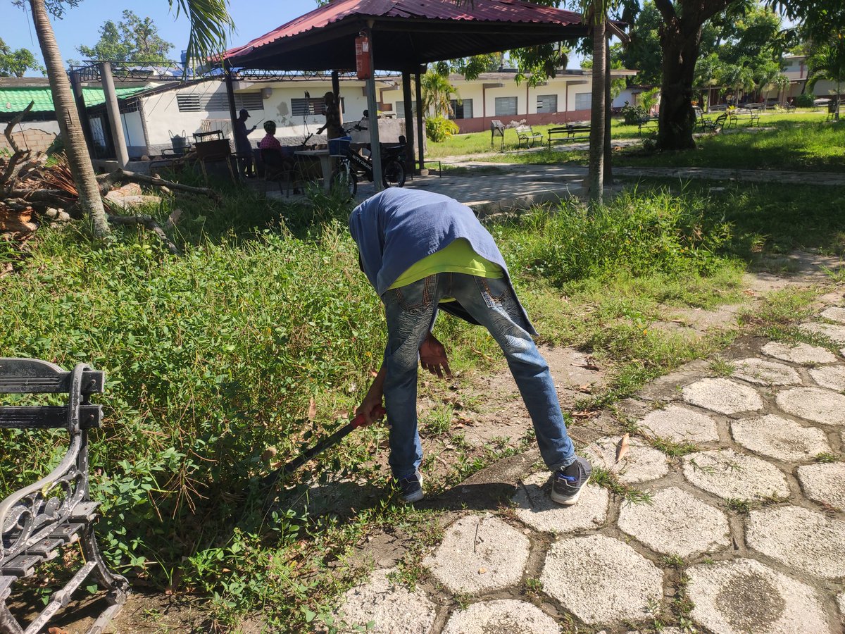 LeanedH's tweet photo. Cambio de labor #FCES https://t.co/DPuhlDzBpg