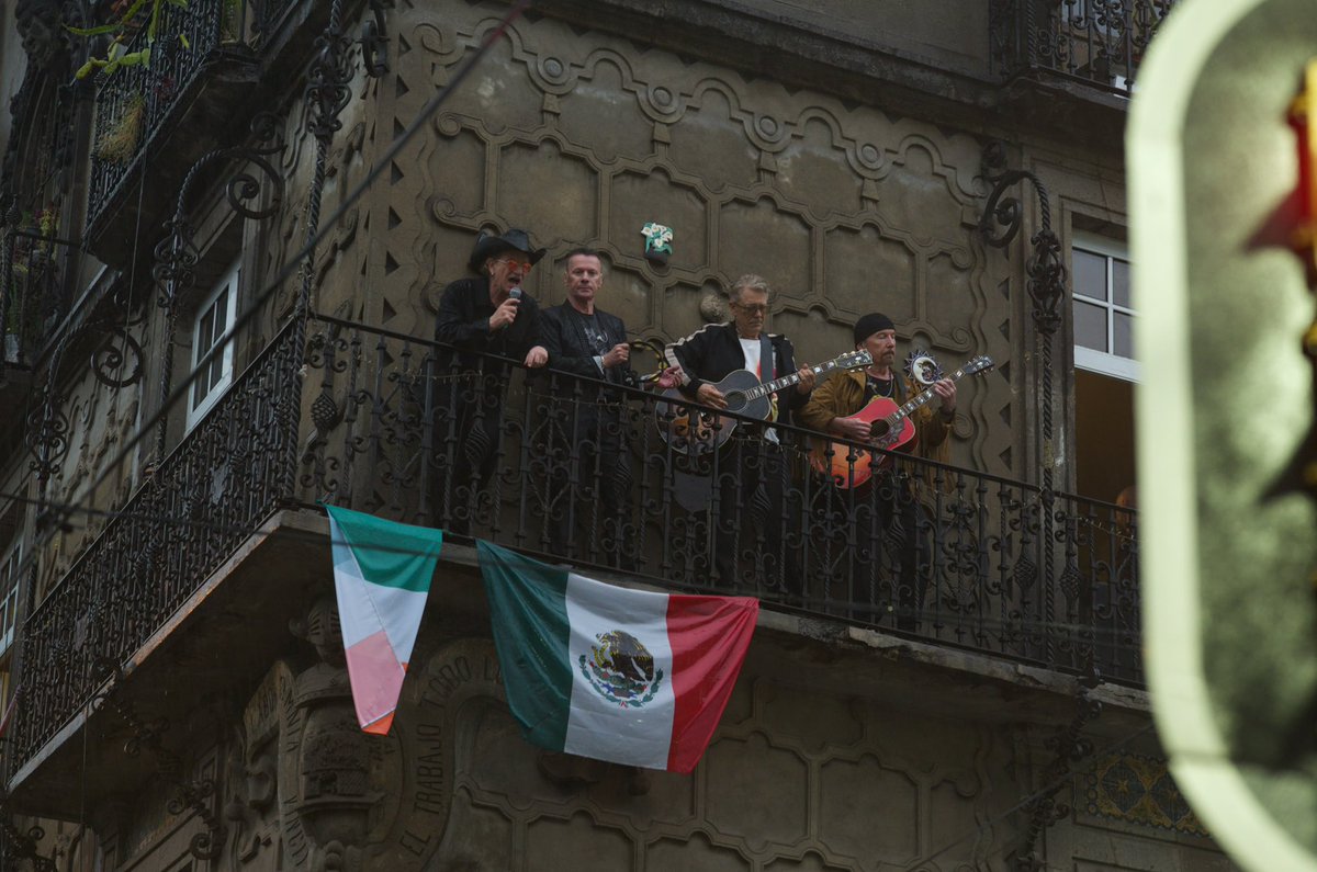U2's tweet photo. Somewhere in Mexico City, on a Street of Dreams.. https://t.co/TvjfX2hglG