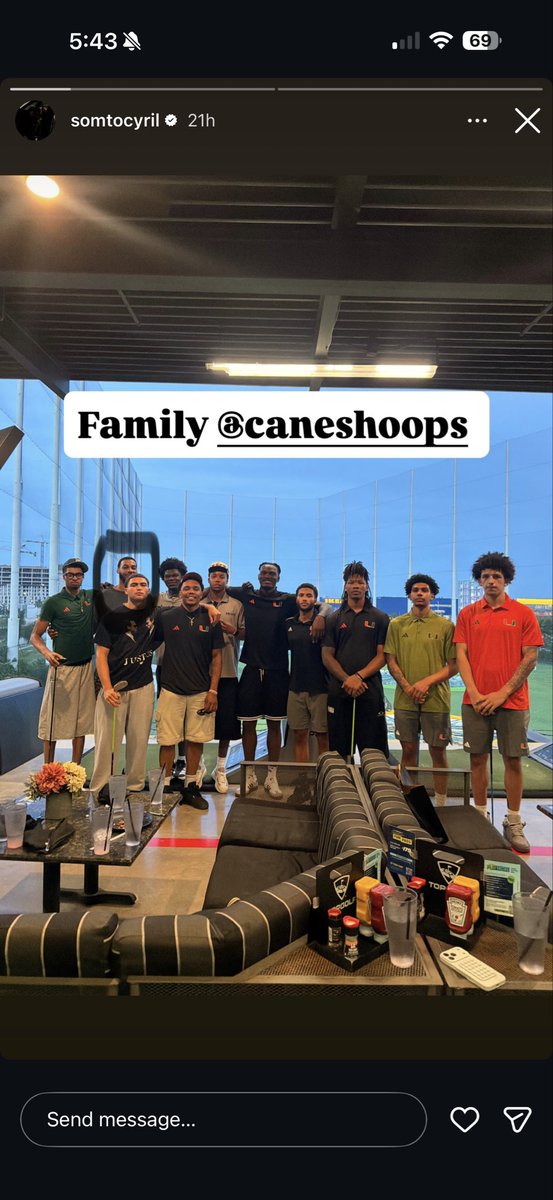 mrchicoblack's tweet photo. @TMKSESPN @TrintonBreeze Can’t tell but why go hang out with a team you don’t play for https://t.co/h0zDV3Yp9T