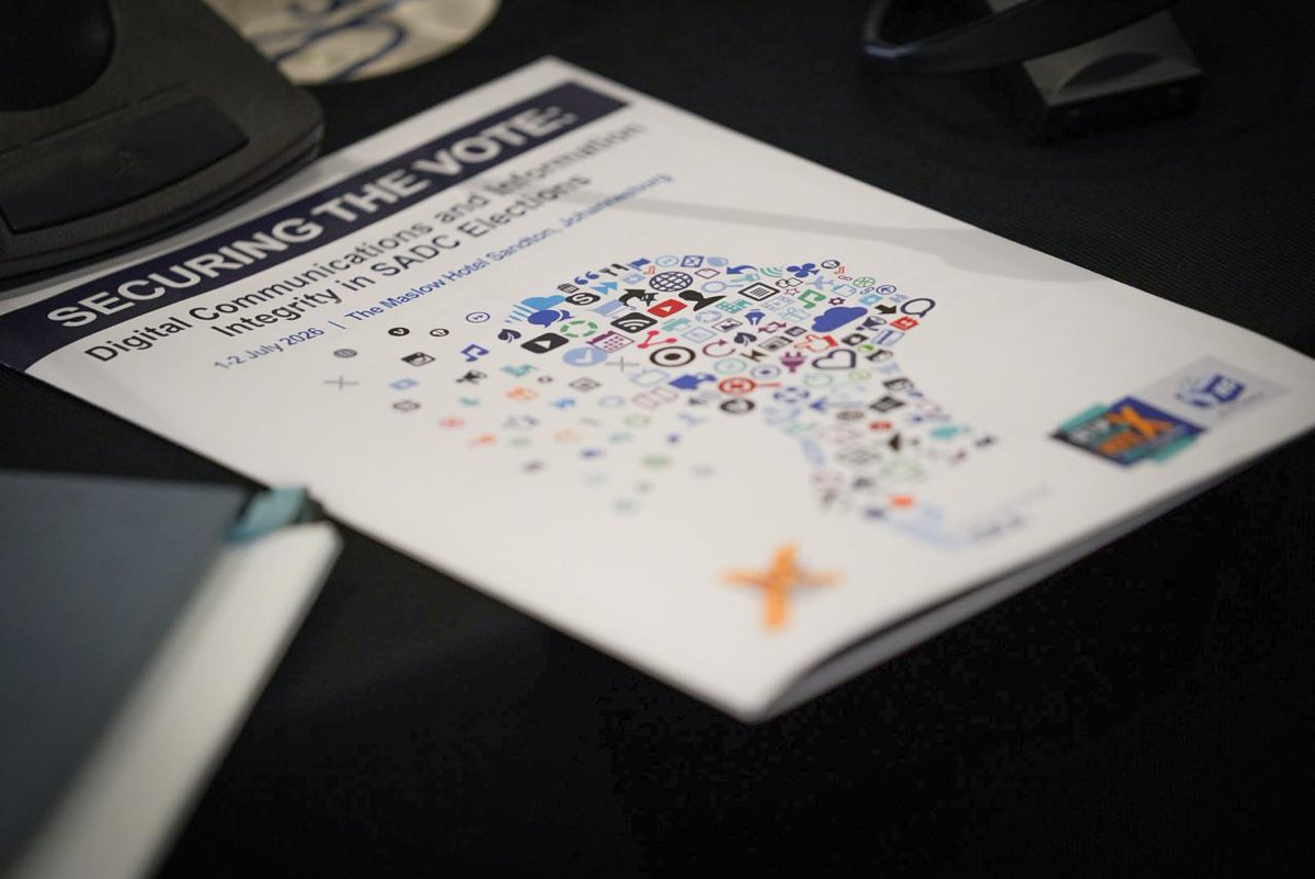cenirdc's tweet photo. ACTIVITÉS | La #CENI a participé, du 1er au 2 juillet 2026 à Johannesburg (Afrique du Sud), à l'atelier régional d'échanges entre pairs organisé par l'#ECFSADC et l'@IECSouthAfrica sur la communication numérique, la cybersécurité et l'intégrité de l'information électorale. https://t.co/2P2gR2tvU3