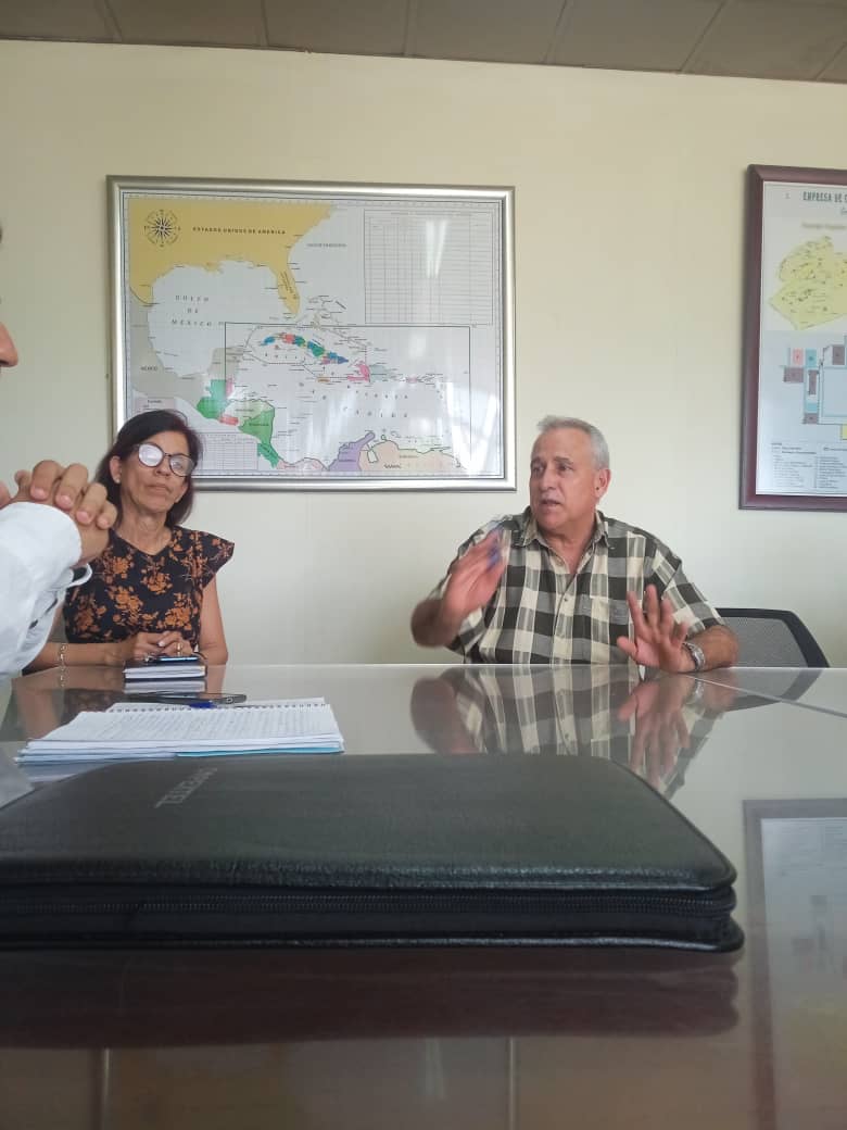 EloylvarezMart1's tweet photo. Recorrido por entidades de #IndustriasCuba en #PinarDelRío, provincia sede del acto nacional por el 73 aniversario del Asalto a los Cuarteles Moncada y Carlos Manuel de Céspedes. Amplio intercambio con directivos y trabajadores. #PorCubaJuntosCreamos https://t.co/RQlZm7S6xW