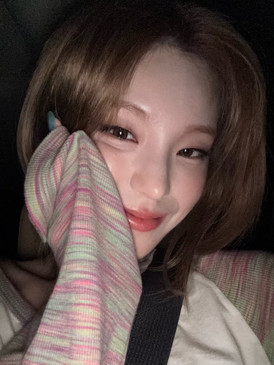 yjbubble's tweet photo. [260702] 9:20/22PM KST https://t.co/ilOUUz5w9I