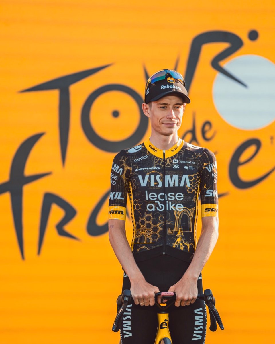 Arcalis1997's tweet photo. Jonas Vingegaard 📸 by Pipe Cano
#TourDeFrance #TeamPresentation https://t.co/kF7AyrpI5y