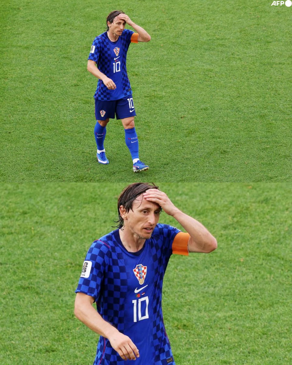 InvictosSomos's tweet photo. Y un día, el final mundialista de Luka Modric llegó. Duele decirlo, pero es una realidad: nunca más volveremos a ver al mago croata en una Copa del Mundo.

Siendo eliminado en dieciseisavos de final, sufriendo una dolorosa remontada sobre la hora y con un gol anulado en el último segundo. Así terminó la historia de Luka Modric en el torneo más grande que existe.

No pudo llevar a Croacia hasta el trono del fútbol, pero escribió capítulos históricos que JAMÁS serán olvidados. Se marchó el mediocampista más consistente de todos los tiempos. Se despidió una leyenda total del fútbol mundial. 

Gracias por todo, Lukita. 

LOS MUNDIALES NO SERÁN LO MISMO SIN TI.