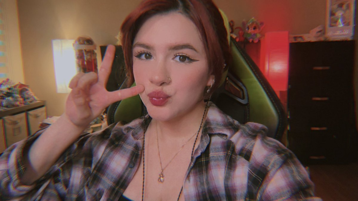 MaffyRocha's tweet photo. Ya en stream 💗

https://t.co/AcqofHMpvX 🌸 https://t.co/c35rkiry4x