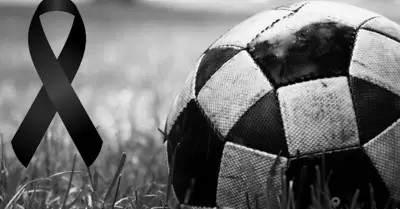 El_Aitor_'s tweet photo. Como vas a anular un gol en el 102 porque le roza el pelo a un jugador.

DEP la redonda https://t.co/DnaUvy3zQP