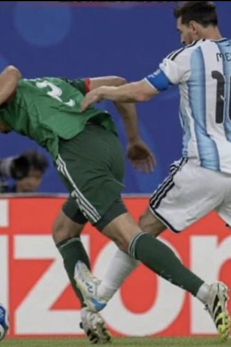 BlueCFM_'s tweet photo. Histórico el arbitraje eh. https://t.co/E4RnbU6OuW