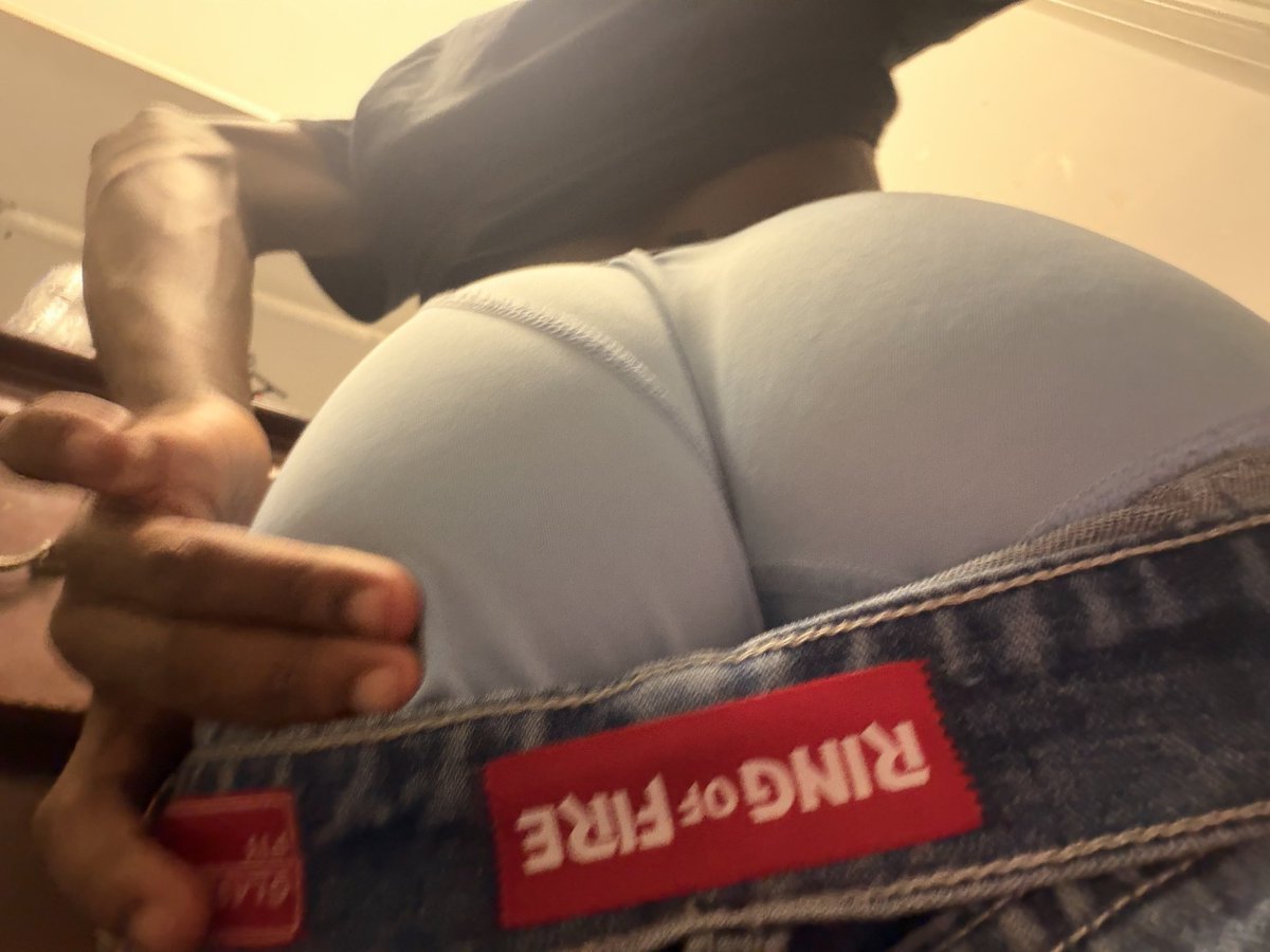 Bdbc278835dff's tweet photo. I need some dickkk #gayteen #804freaks #dl #MéxicoVsEcuador https://t.co/s7QPNfFhHO