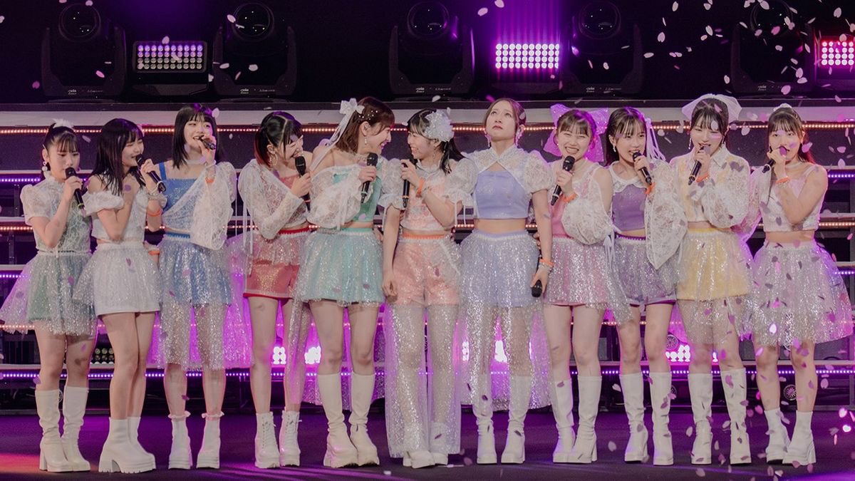helloducky1897's tweet photo. ハロプロで面白い瞬間なんてめちゃくちゃあるよなぁ。
ヤギシオリ卒コンの時に谷本さんとか感動とか通り越して爆笑だったもんなぁ。 https://t.co/XdKPa9RQRR
