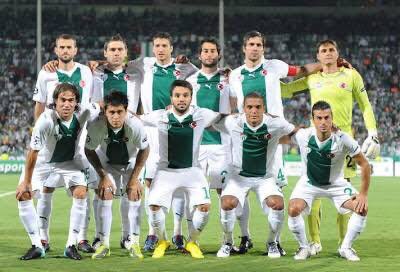 yumamistan's tweet photo. 2010-11 şampiyonu, 61 "tertemiz" puanla... https://t.co/ZWf2DIJQEk