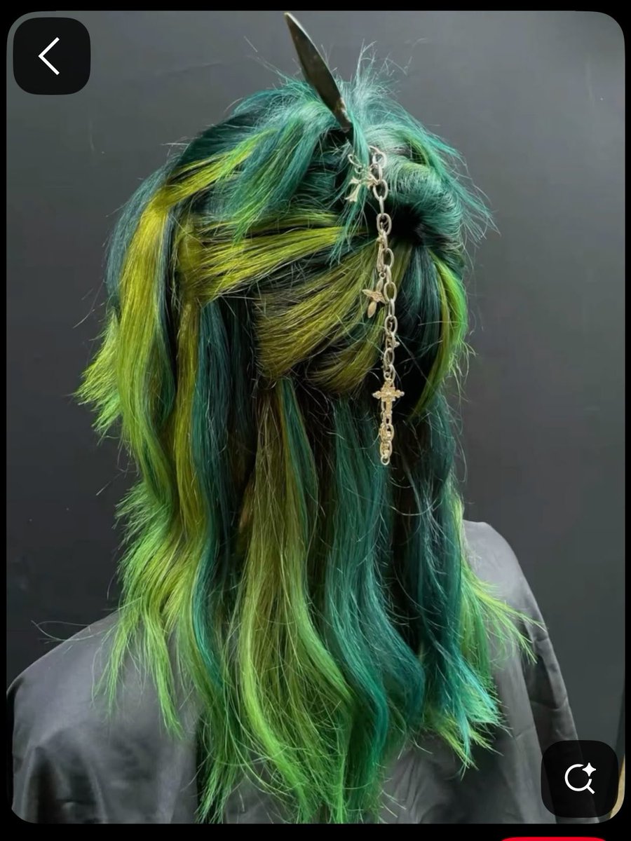 AngelikaPrik's tweet photo. однажды я загуглила green calico hair и всё, теперь думать о чем-то другом тяжело https://t.co/JuPH9mznbj