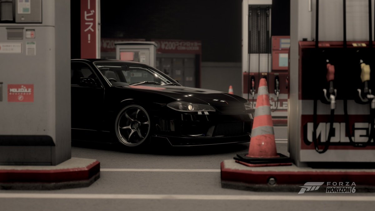 astriphelia's tweet photo. some of my favorite shots ive taken in fh6 https://t.co/1grcAcHxtM