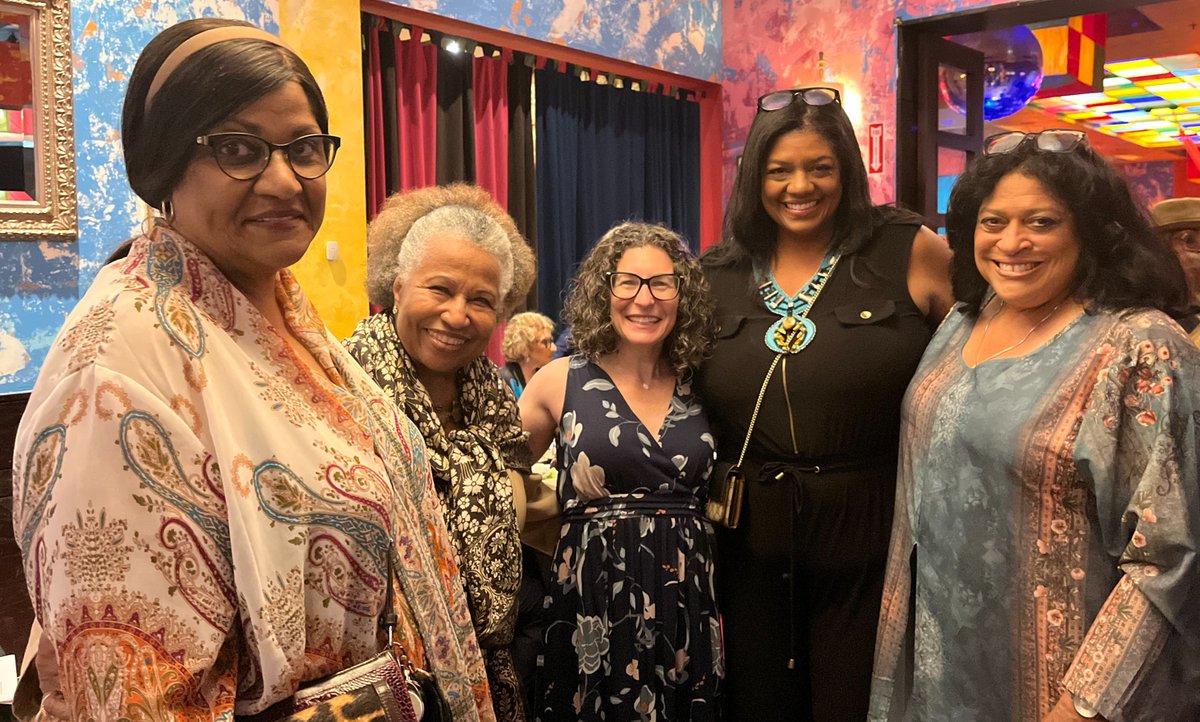 ADLMidwest's tweet photo. Grateful to co-host a recent Freedom Seder and deepen our shared commitment to justice with the Board of @DuSableMuseum, one of the oldest independent Black history museums in the US. The event combined the ancient Passover Exodus story &amp; rituals with the fight for civil rights. https://t.co/aBYiRkgSmw