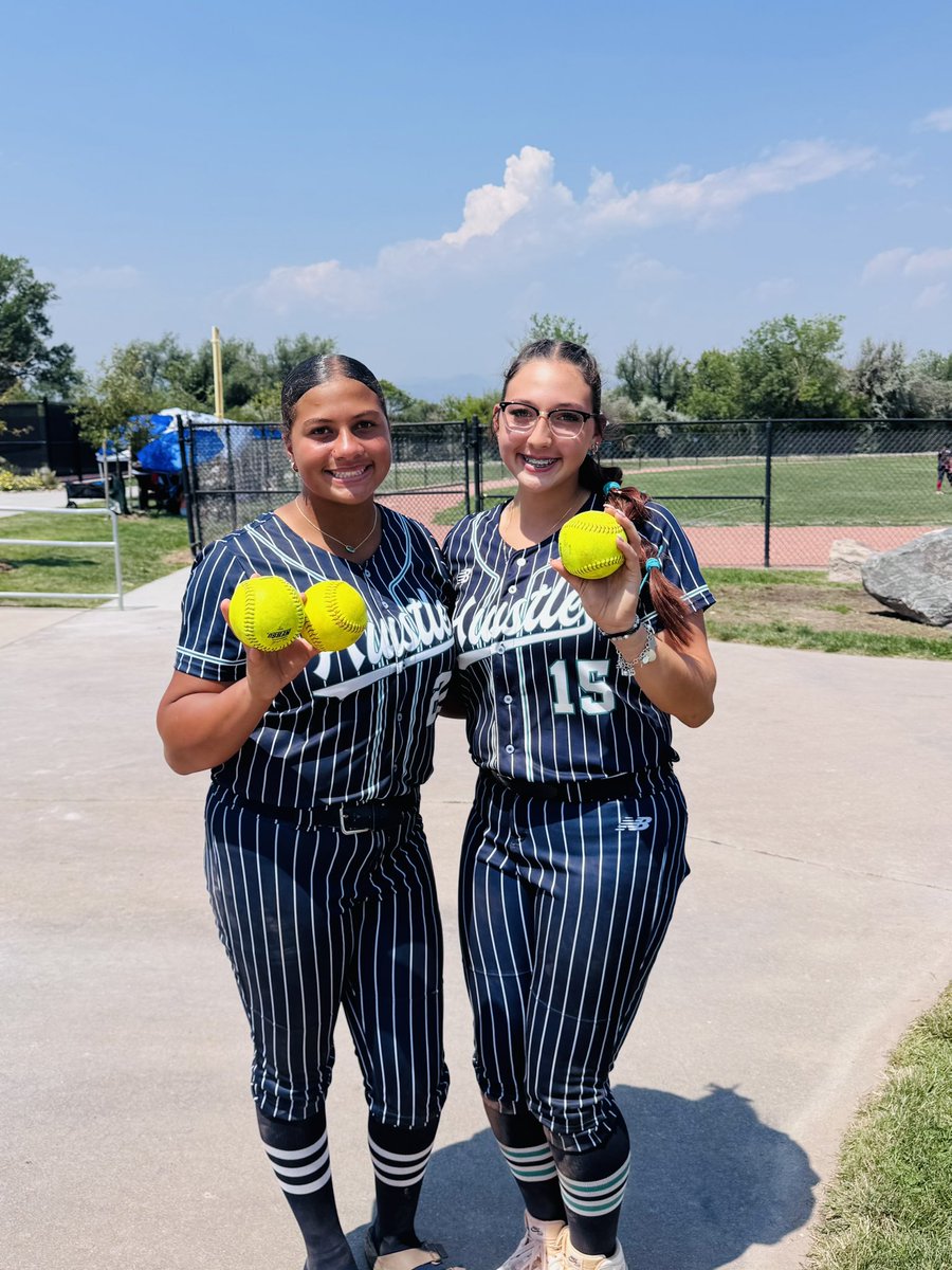 14uHustleNation's tweet photo. 💣 More bombs!

💥 @JayceeMccarter — Solo HR vs. TX Blaze Gold NTX and a 2-run HR vs. LK Black HI West

💥 @AliviaRamon15 — 2-run HR vs. LK Black HI West

Keep swinging it! 

@TimRamonHNF @Ch1rsPacheco @HustleNationFP @triplecrownspts https://t.co/oqyGWV2xFR