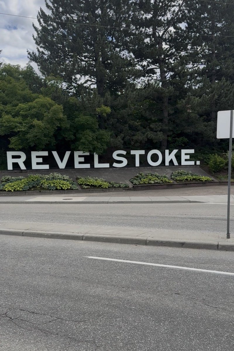 TamiloreAdewuyi's tweet photo. Finally!!!

Province 10 of 10 ✅

📍Revelstoke, BC 🇨🇦 https://t.co/GbZYqE0QUn