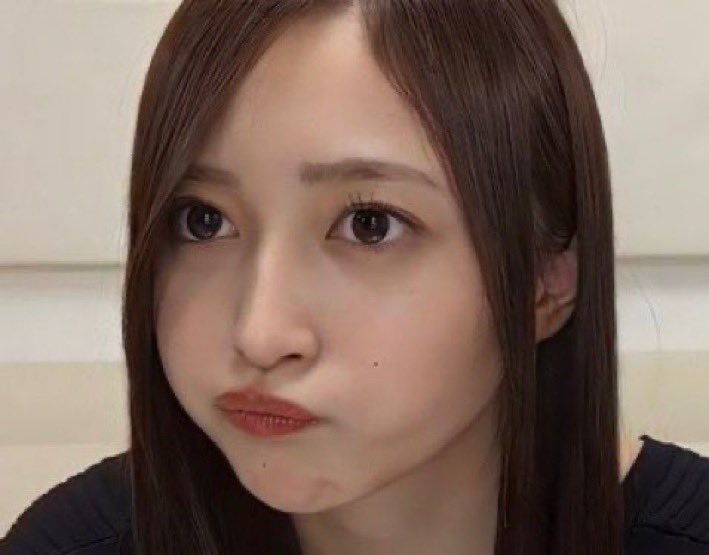 _nananagix's tweet photo. 顔まんこぉ...♡♡♡
アイドルらしくない下品な身体さえ見せなければおちんぽのために消費されないと思ってる？♡
そんなことないよぉ♡ その生まれ持ったお顔が最高に下品なまんこなんだからぁ♡
より���品なまんこになれるアイドルなんて肩書まで勝手に持ってくれてありがとね〜♡ https://t.co/Gm8WAwLUfR
