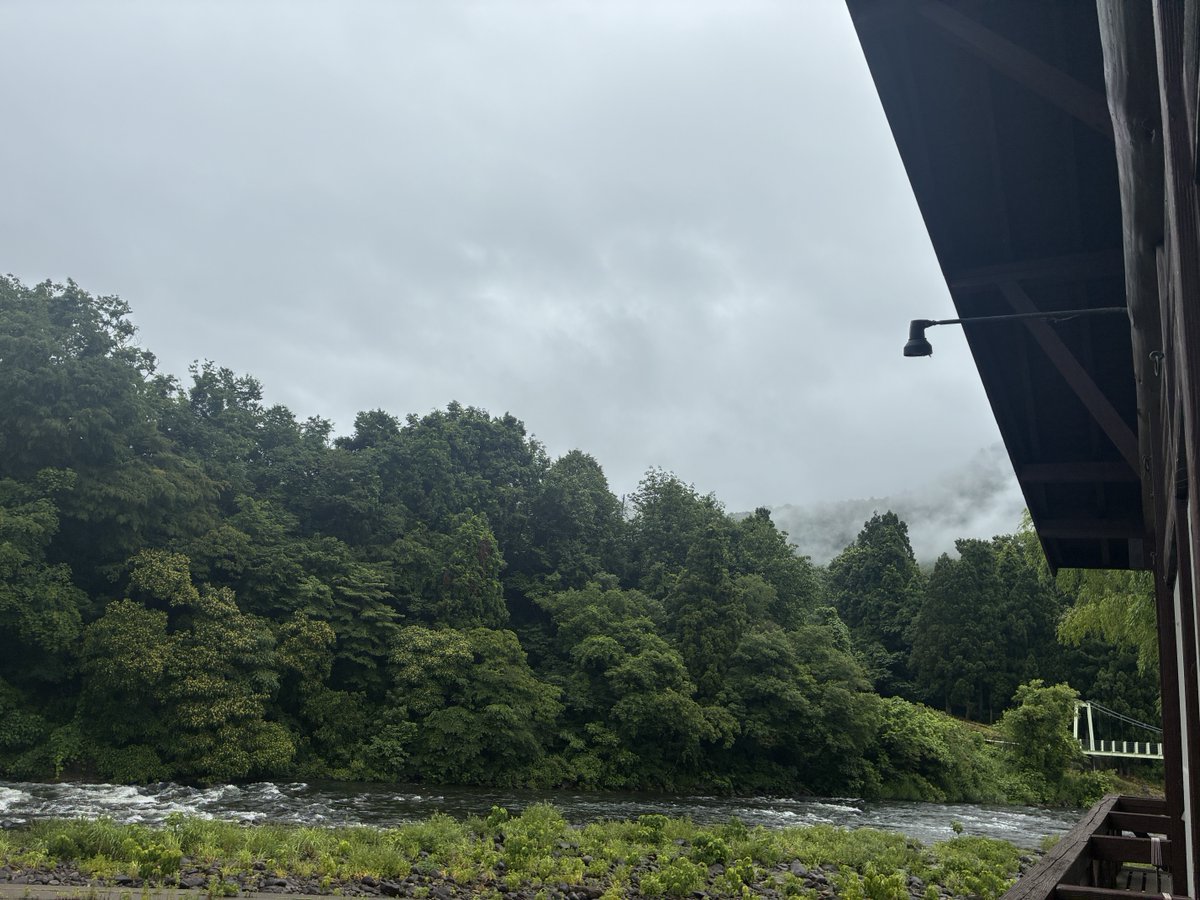 916Virgo's tweet photo. 今日は　こういう景色の処で

撮影🎥　最終日？なのに　雨☂️が降り始めました。。

#ビリークリスチャン監督 https://t.co/e1egMCJzGP