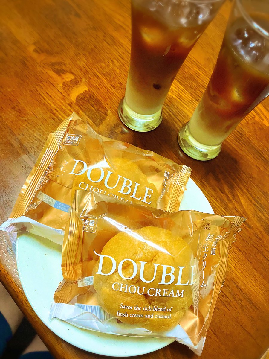 ciro_milu's tweet photo. アイスの #ノンカフェイン  見っけ!
私 遅れてる？ww
一昨日の  夜 #デザート をカフェオレにして頂きました〜 https://t.co/OdtDxwoYBa