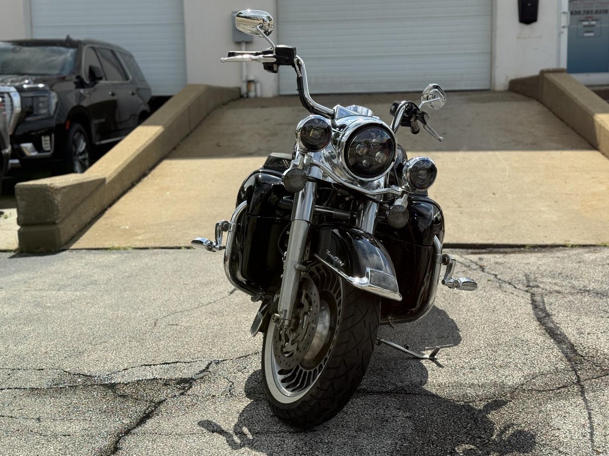 USHarleySales's tweet photo. Ad: For Sale - 2011 HARLEY-DAVIDSON FLHR BASE https://t.co/Ow2X9Ezk0f <<--More #HarleyDavidson #Motorcycles https://t.co/75Zt7cX0Th