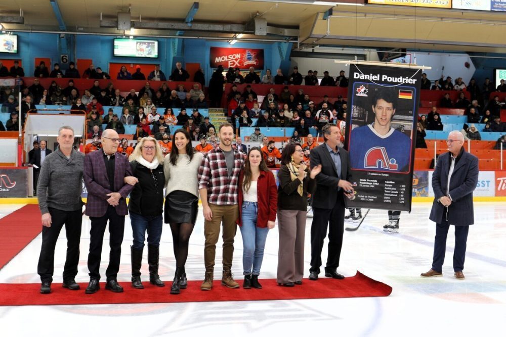 LaNouvelleNet's tweet photo. Décès de l'ex-hockeyeur Daniel Poudrier https://t.co/OpnkKr3iib https://t.co/prCPXJyZBn