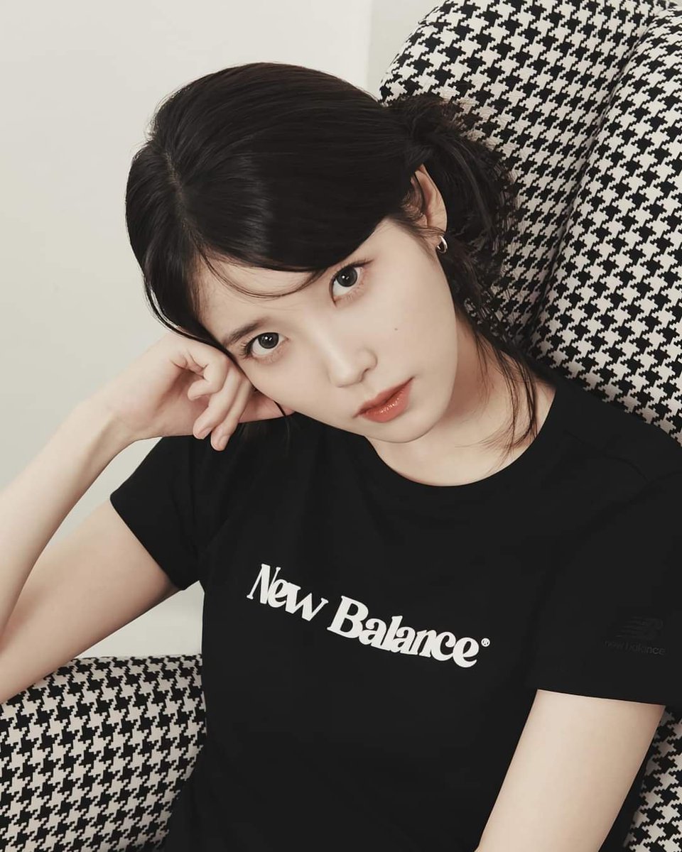 _itsmerys's tweet photo. IU 6th Full Album  ✅
IU Concert  ✅
IU 2027 World Tour  ✅
IU Drama Announcement ~ 🔜

#아이유 #IU ♪✧⁠◝⁠(⁠⁰⁠▿⁠⁰⁠)⁠◜⁠✧ https://t.co/mNFepGBwdz