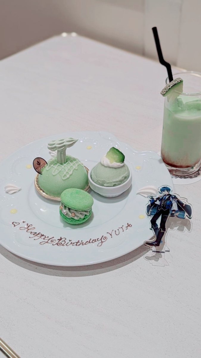 emik_Yut's tweet photo. ゆたさんお誕生日おめでとう🎂

いつも楽しくて幸せな時間をありがとう💙
ゆたさんからたくさんの元気と癒しをもらえてます🫶🏻✨️
これからも一緒に楽しい時間を過ごせると嬉しいです🥰

今年も素敵な一年となりますように✨️
大好きです💙

2026.7.4

 #ねえねえゆたくん
 #ゆた誕生祭2026 https://t.co/NuePjmeL9n