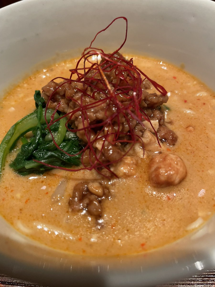 tadashis's tweet photo. 冷やし中華、チャーハン、タンメンは量を選べるのが嬉しい。 https://t.co/Q0kqVmiSrJ