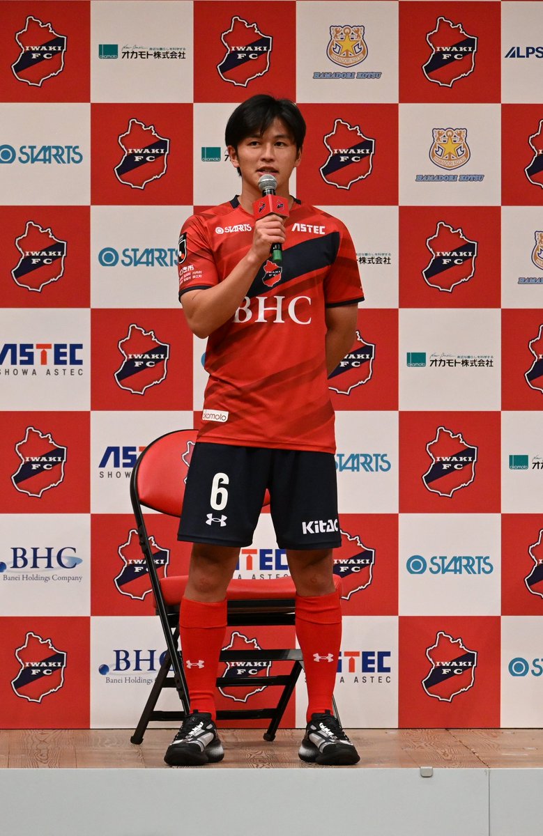 hare_wata_ru's tweet photo. 2026.6.28
いわきFCキックオフイベント
新体制発表会🔴🔵
No.6　DF　岩下 航 選手
前所属　#ロアッソ熊本
#いわきFC
#iwakifc
#岩下航 https://t.co/4CZoh8KWH8