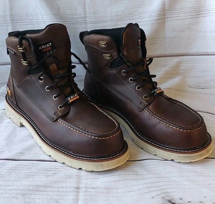 ToughGearStore's tweet photo. New month, new grind. Gear up with workwear built to last.
#ariatboots #toughgear

https://t.co/0u2cOsHbns https://t.co/Q2jGVyDFZz