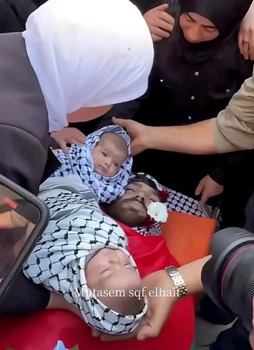 moha68187081's tweet photo. فـقــط فـي فـ.لـ .ـ ـسطـ ـيـن...
يُولد الطفل على الفـ.ـقــد .
يـولـ.ـد لـيـ.ـودع.
#غزة_1000يوم_من_الابادة
#1000DaysOfGenocide https://t.co/OvPXH5xO7n