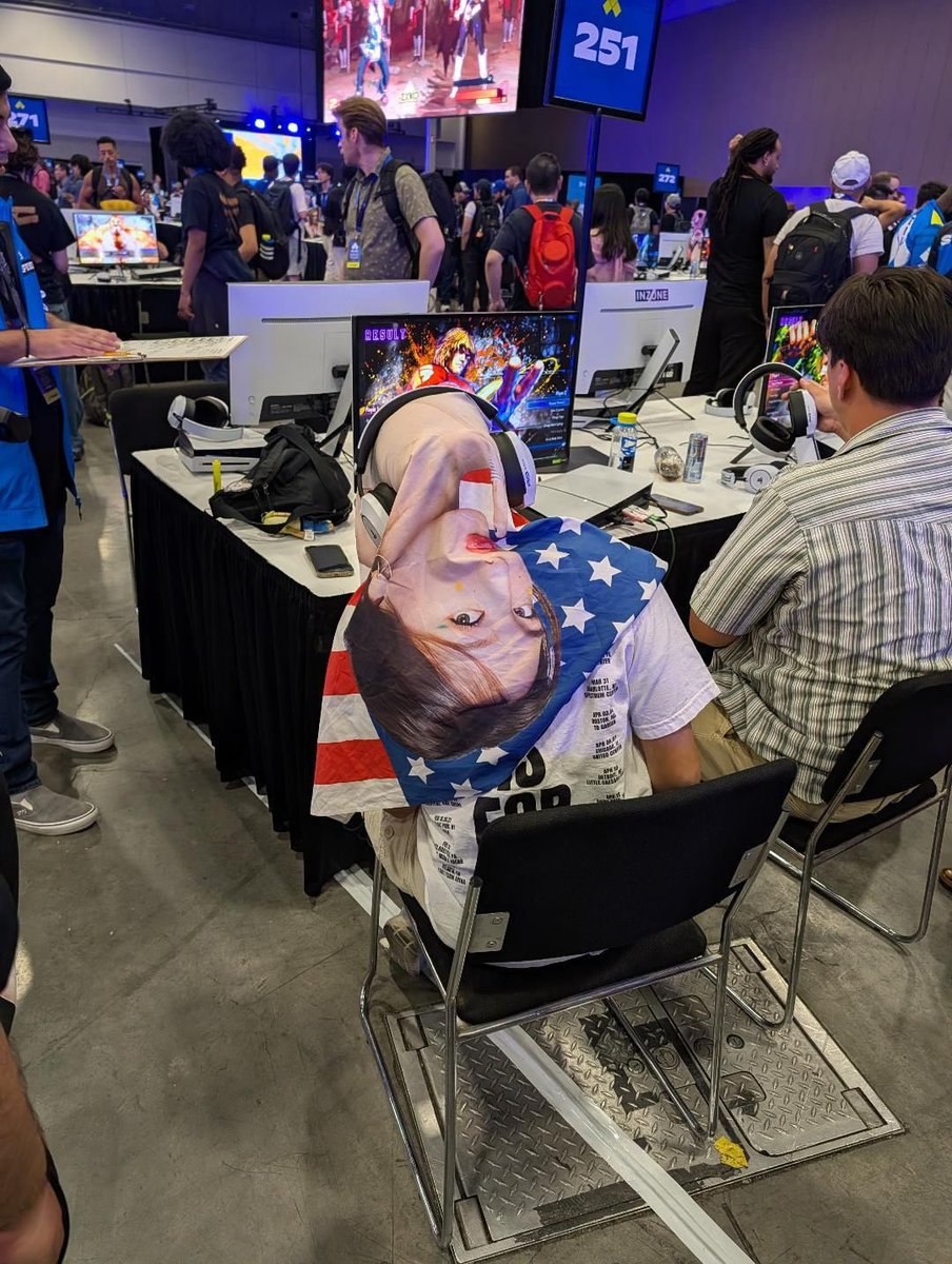 theofficialCC3's tweet photo. EVO was super fun! Although my results weren’t the best, I still felt like I played the best I ever had at EVO! Always super fun to see everyone and chop it up on games and or life. So ty if you were in any part of my EVO. Idk where I’m going to next but I’m looking forward to it https://t.co/Qz2UmVijQX