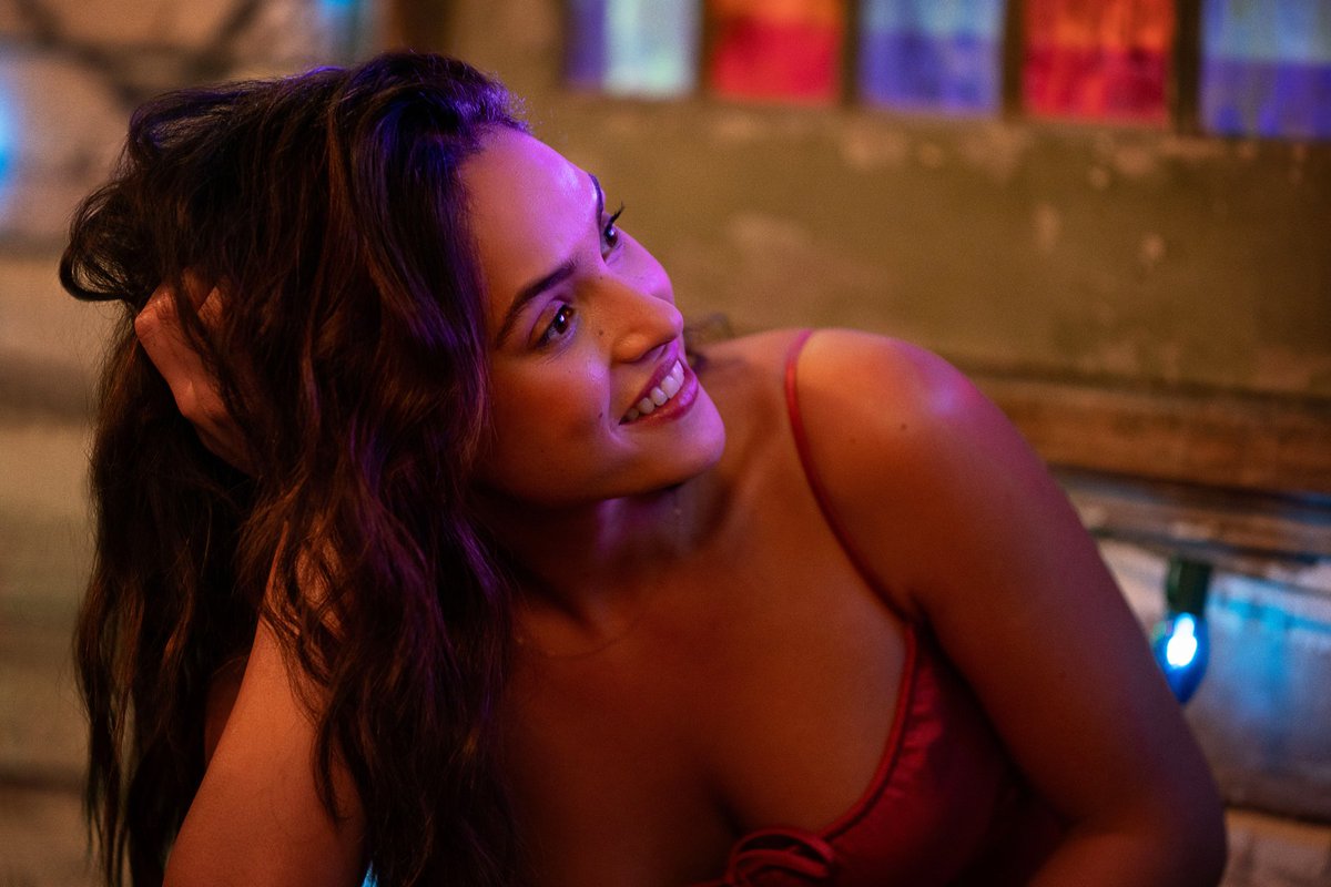 _D_R_F's tweet photo. • Entered Hollywood in her early 20s
• 34 years old and only getting bigger with every role
• From Morbius to Hit Man and Andor she's become one of Hollywood's most captivating stars. 🔥 https://t.co/1FRlMfwP3L