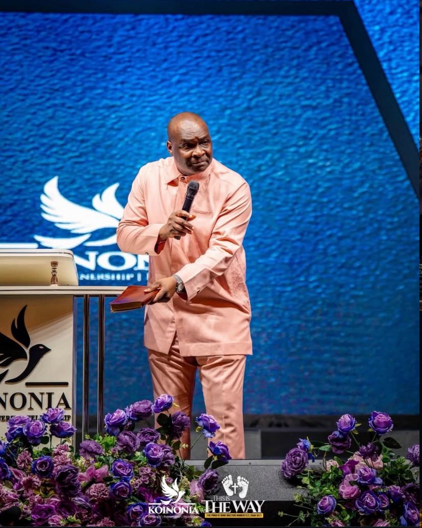 Esther_d_Great's tweet photo. I should have posted this few days ago.
Happy birthday to a man submitted to God whose messages have transformed and still shape my life and destiny today…

Apostle Joshua Selman🥂🎉🥳🥳🎂
Happy Birthday to you Daddy Sir
God bless you now and always!
Amen 
#Grace#Impact#AJS https://t.co/syKzkq1ujX