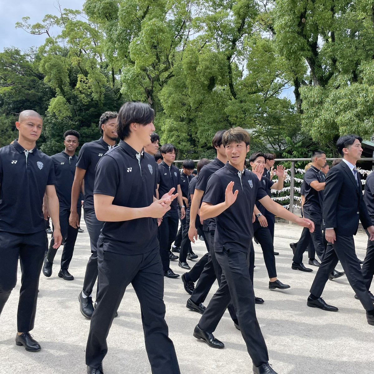 Sayma76's tweet photo. 2026年7月2日（木）アビスパ福岡　必勝祈願（筥崎宮）② https://t.co/TLVih8FRwf