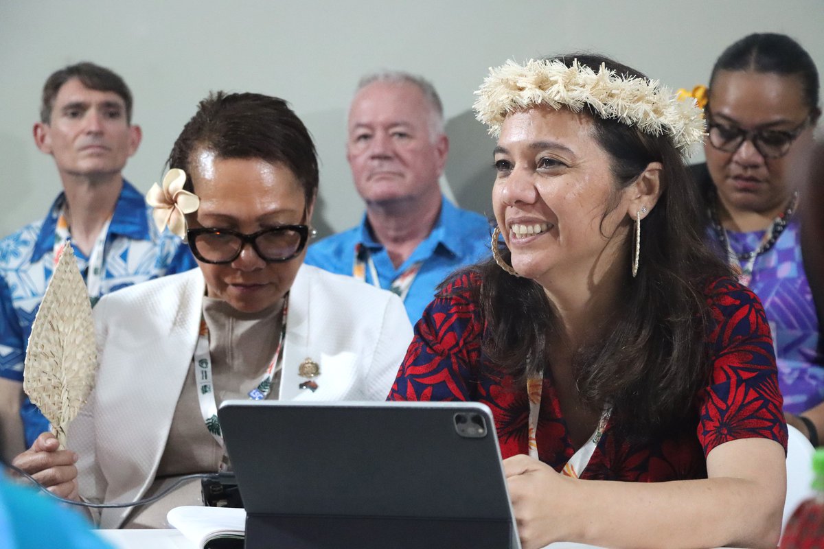 SprepChannel's tweet photo. The Secretariat for the Pacific Senior Officials Taskforce under the COP31 Australia-Pacific partnership is comprised of the Pacific Islands Forum,  SPREP, and the Government of Australia.
📷 Our Pacific people that work to amplify our voices at the UNFCCC Climate COPs. https://t.co/xoLyuKukUQ
