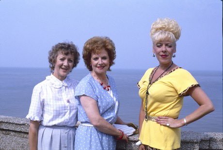 70sStreetFan's tweet photo. #OnThisDay in 1985 on Coronation Street - Mavis, Rita and Bet were on a girls holiday together in Blackpool.
#Corrie #ClassicCorrie #CoronationStreet #MavisRiley #RitaFairclough #BetLynch #ThelmaBarlow #BarbaraKnox #JulieGoodyear https://t.co/HyrJ9z9ngb