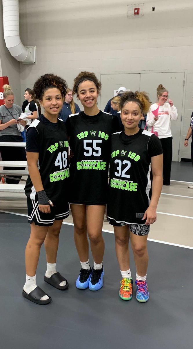 NiyStewart's tweet photo. Played in the top 100 Expo today, with some of my Diamond Elite family 💎🩷🏀

@MNDiamondElite1 
Thank you for the opportunity @Pacesetterbball https://t.co/HpijMDRrxf