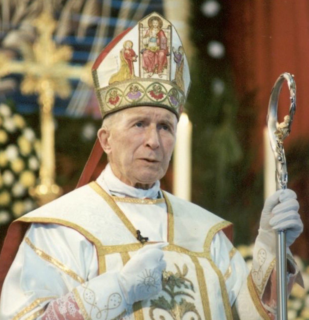 charovargas_'s tweet photo. ¡El gran Monseñor Marcel Lefebvre (Q.E.P.D.)!

Ahora más que nunca, se confirma que siempre tuvo la razón. 🙏🏻🙏🏻 https://t.co/cmfYAgPLiW
